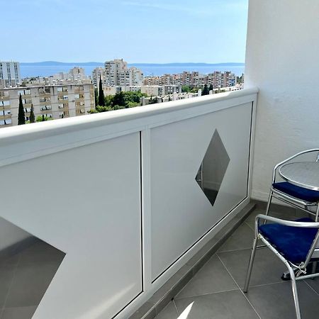 Apartman Luna Split Modern Sea View Apartment Dış mekan fotoğraf